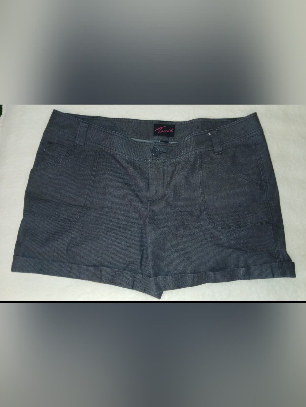 Torrid Charcoal Cuffed Shorts Sz 18